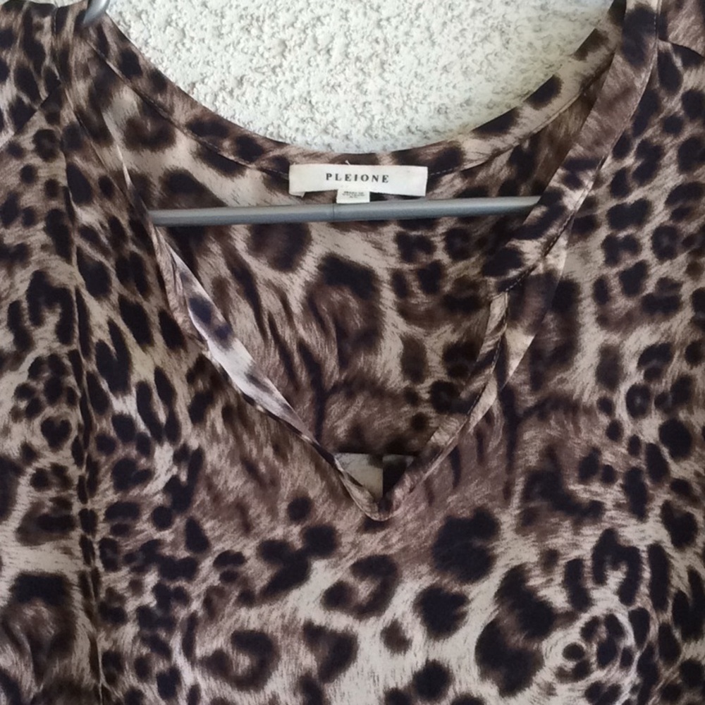Pleione High Low Blouse Size XS - Picture 5 of 8